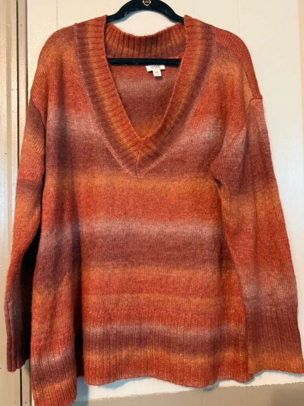 a.n.a Women's Rust-Orange Gradient V-Neck Sweater